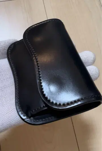 LC 탕 쉘 코도반 블랙