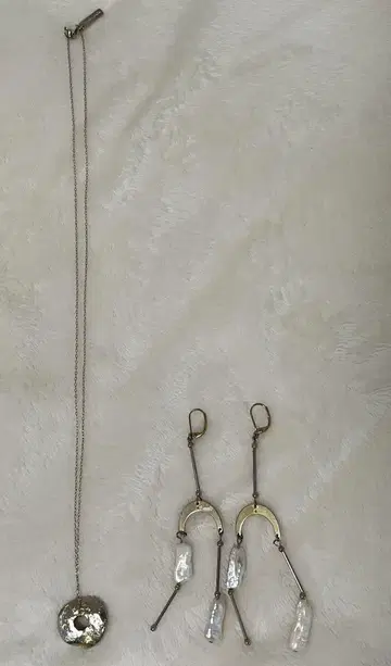yurikaakutsu en long necklace & 펄 귀걸이