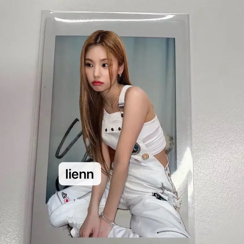 新品SISTARシスター4人自筆サイン入り写真集非売品入手困難品K-POP Amazon.co.jp: SISTARシスター4人自筆サイン入り写真集入手困難