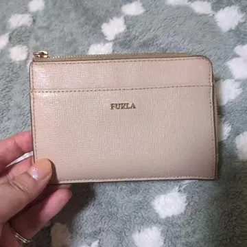 FURLA 프래그먼트 케이스 베이지