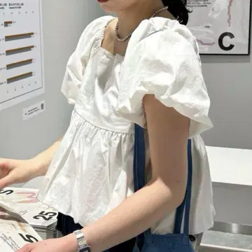 kastane 마쉬멜로우 블라우스