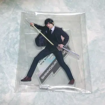 와토리 쓰지 아크릴 스탠드 무대