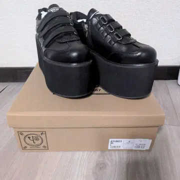요스케 yosuke 통굽 스니커즈 L(24cm~24.5cm)
