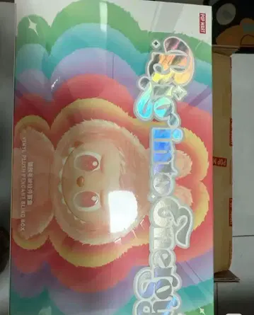 라부부 더 몬스터스 에너지에 열중!