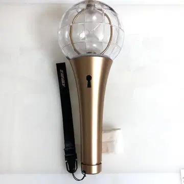 ATEEZ 응원봉