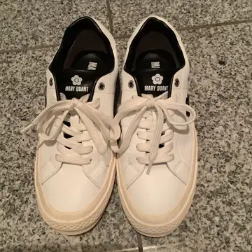 마리콴트 화이트 신발(23.5cm)