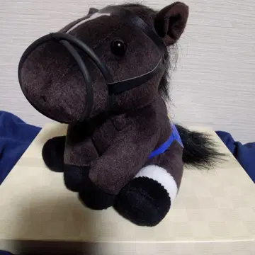 제78회 오크스 봉제 인형 말