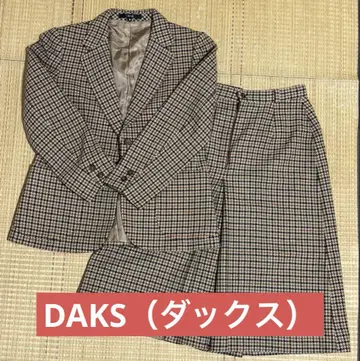 DAKS(닥스) 체크 무늬 자켓과 스커트