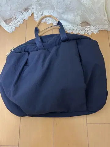 어스 메이드 네이비 백