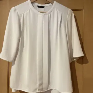 ROSSO 화이트 반팔 블라우스