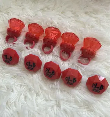 야마다 사부로 반지 라이트