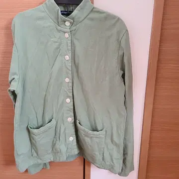 TIGRE BROCANTE 티그레 브로칸테 귀여운 색상의 가디건