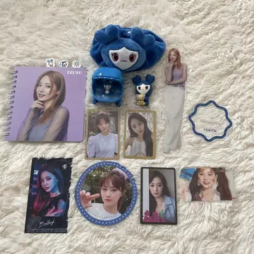 TWICE 쯔위 굿즈 묶음 판매