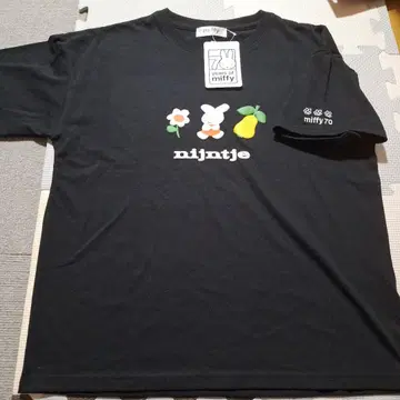 미피 70년 나인치 입체 프린트 티셔츠 블랙