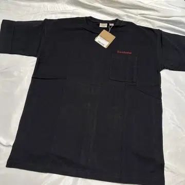 신상품 20SS 별주 M GOODWEAR 로고 자수 포켓 티셔츠 블랙