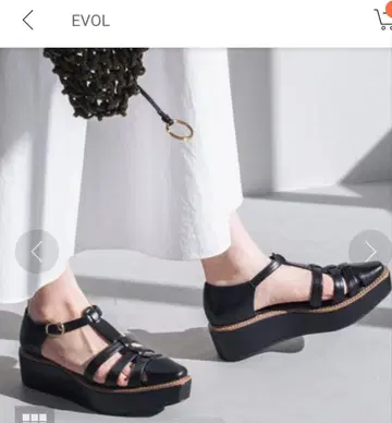 EVOL 블랙 스트랩 샌들 통굽