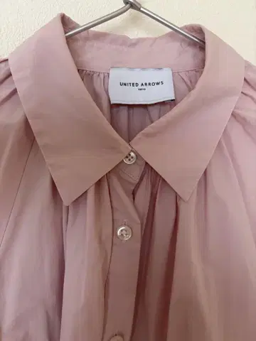 UNITED ARROWS 새상품급 핑크 긴팔 셔츠 프리 사이즈
