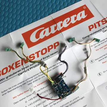 Carrera 디지털 디코더 및 전후 LED