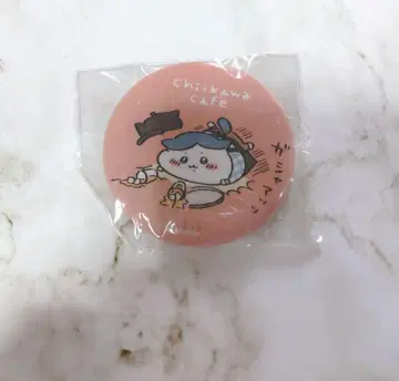 치이카와 카페 하치와레 캔뱃지