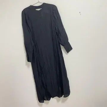 앤디 콜 백 턱 볼륨 셔츠 원피스