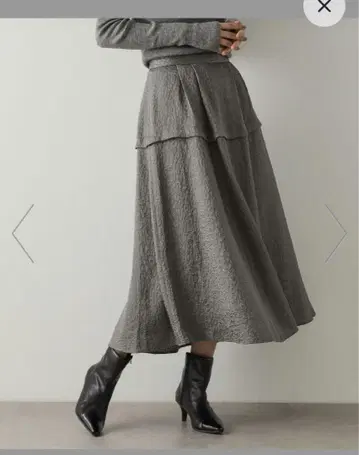 OPAQUE.CLIP 스커트