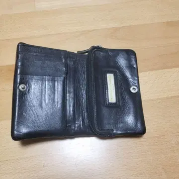 블랙 가죽 접이식 지갑