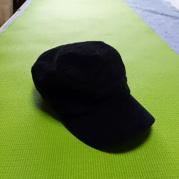 블랙 코듀로이 워크 캡