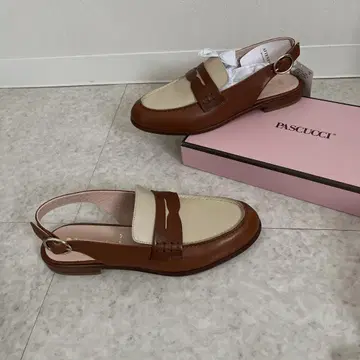 PASCUCCI 브라운 베이지 로퍼 뮬