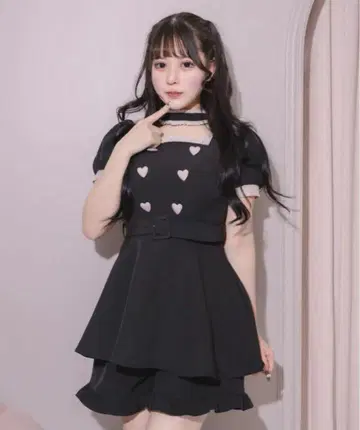 pium 초커 프릴 하트 버튼 셋업 블랙
