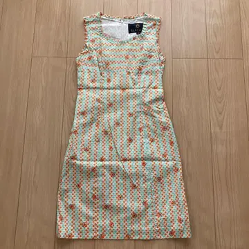 CLATHAS 꽃무늬 슬리브리스 원피스 38