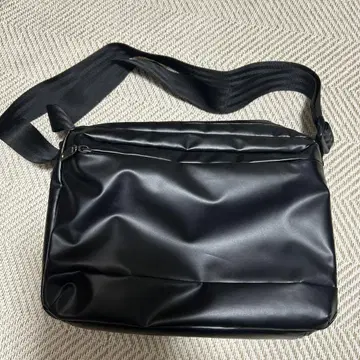 에이스 블랙 숄더백