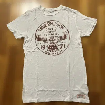 True Religion 티셔츠