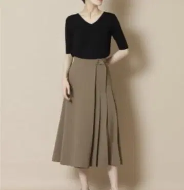 N. Natural Beauty Basic 총 바늘 V 넥 블랙 니트