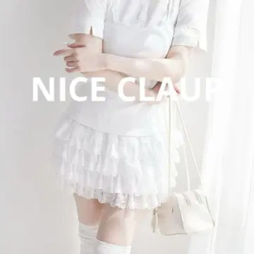 NICE CLAUP 티어드 미니 스커트 화이트 계열