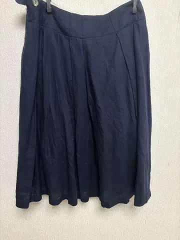 Pale Blue 네이비 플레어 스커트