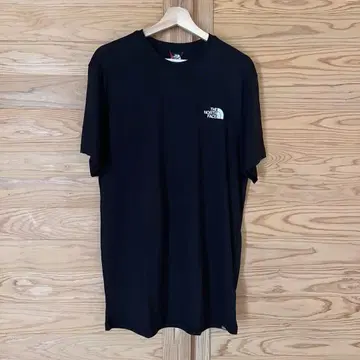 THE NORTH FACE 블랙 티셔츠