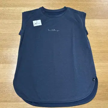cw-x 슬리브리스 탑 M 새상품급