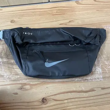 Nike 바디백/웨스트 파우치 블랙
