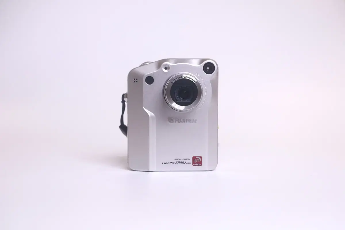 Fuji Film FinePix 6800z