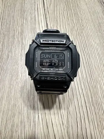 G-SHOCK 디지털 시계 블랙