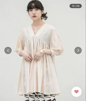 KBF 볼륨 개더 미니 원피스