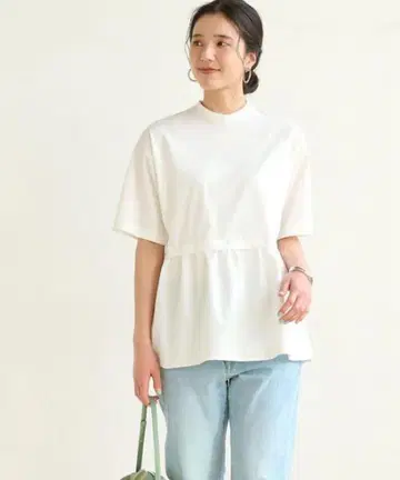 그린 라벨 릴랙싱 하이넥 페플럼 티셔츠 화이트