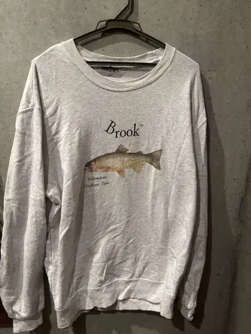 Brook 트레이닝복