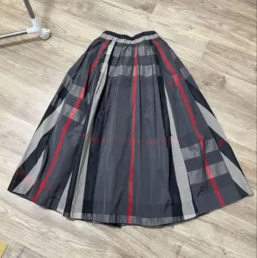 La Boutique BonBon 플레어 스커트 프리 사이즈