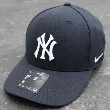 해외 모델 나이키 MLB NY 캡 양키스 매직 백 캡