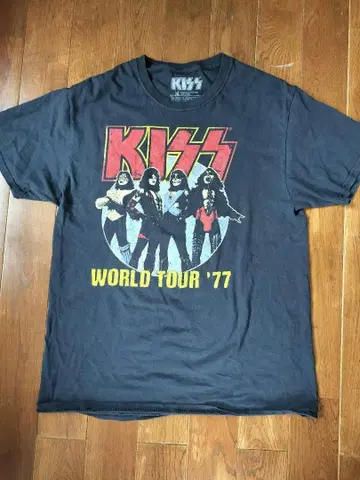 KISS WORLD TOUR '77 티셔츠 M 사이즈