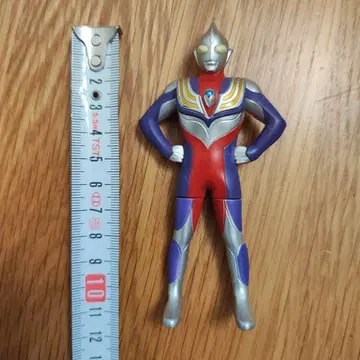 울트라맨 티가 피규어 약 12cm 빨강/파랑