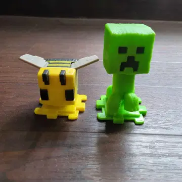 Minecraft 크리퍼와 꿀벌 피규어 세트