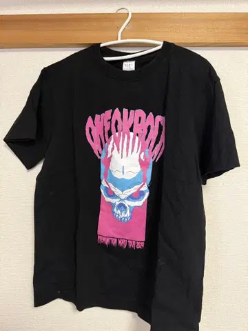 ONE OK ROCK 티셔츠 M 사이즈