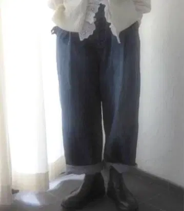 새상품급 Veritecoeur 베리떼꾸르 와이드 데님 팬츠